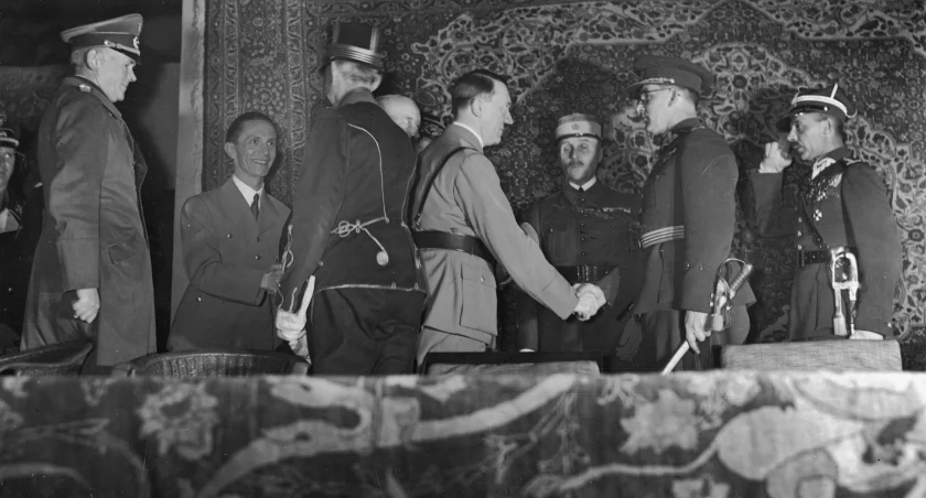 Sensacyjne przejazdy przez Chojnice: historia zawarta w dokumentach Straży Granicznej