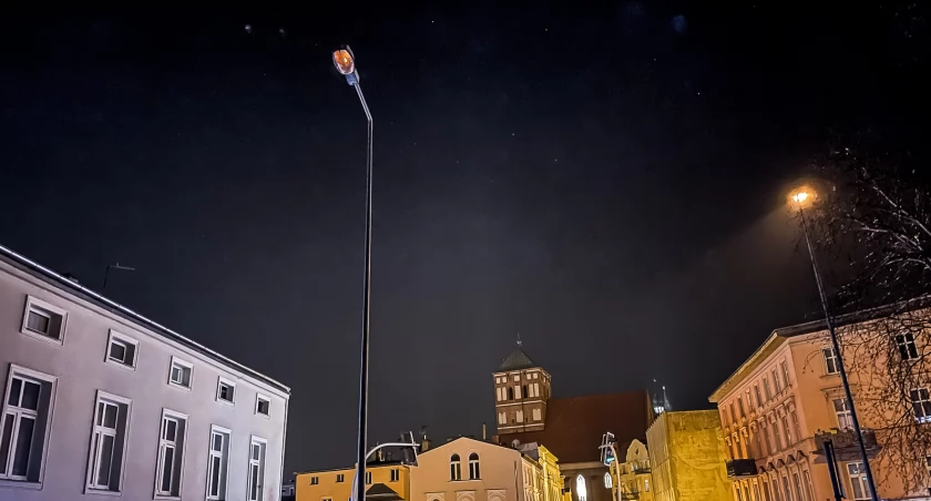 Egipskie ciemności w Chojnicach? Oświetlenie uliczne trapią awarie