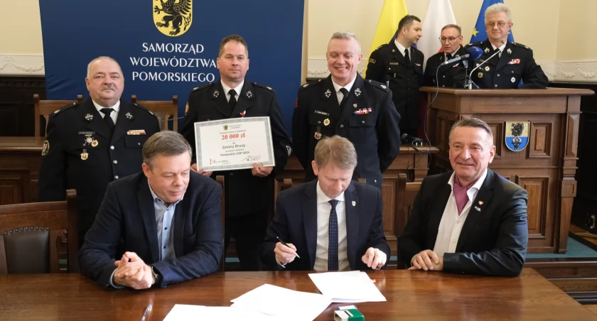 Podpisane umów w ramach programu POMORSKIE OSP 2024