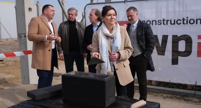 Kamień węgielny pod nową halę produkcyjną w gminie Chojnice