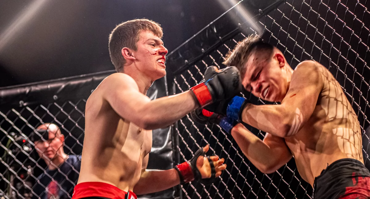 Octagon Fight Night w Chojnicach. Dwa zwycięstwa zawodników Centrum Sztuk Walki (FOTO)