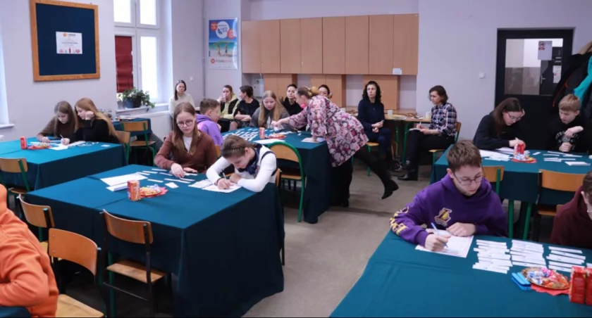 Marta Krause i Michalina Buse wygrywają konkurs Easter Escape Room