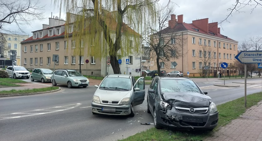 Utrudnienia na ulicy Człuchowskiej. Stłuczka