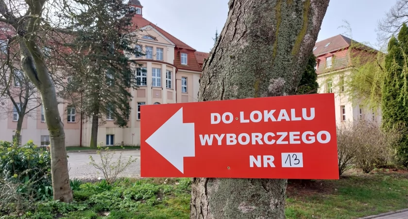 Do której godziny można dzisiaj oddawać głosy?