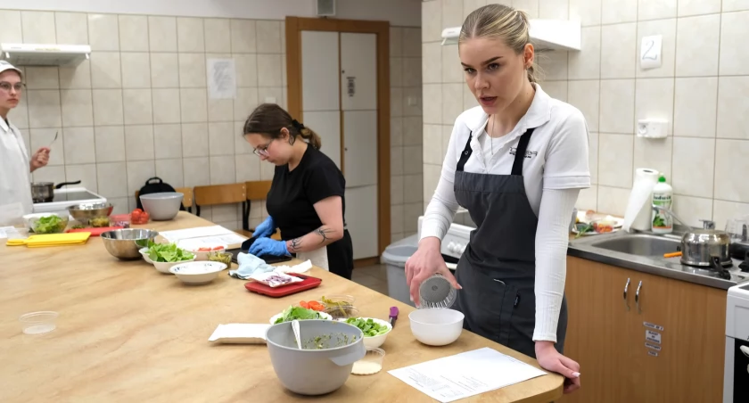 Michalina Hyjek najlepszą kucharką w konkursie powiatowym