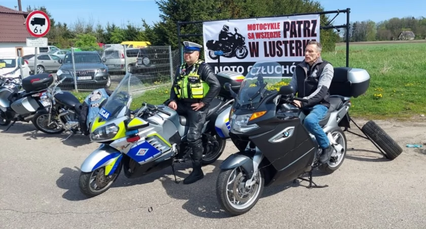 Patrz w lusterka, motocykle są wszędzie