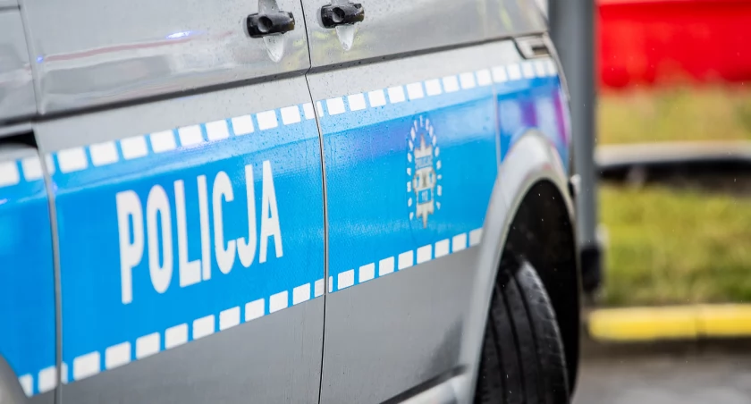 Policjanci poszukują świadków potrącenia rowerzysty w Chojnicach
