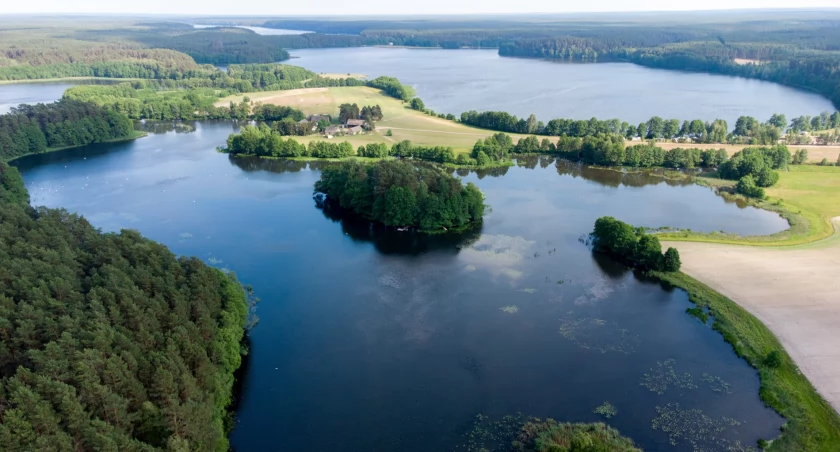 Dokąd na niedzielny spacer? Jezioro Łąckie, Brda i Płęsno