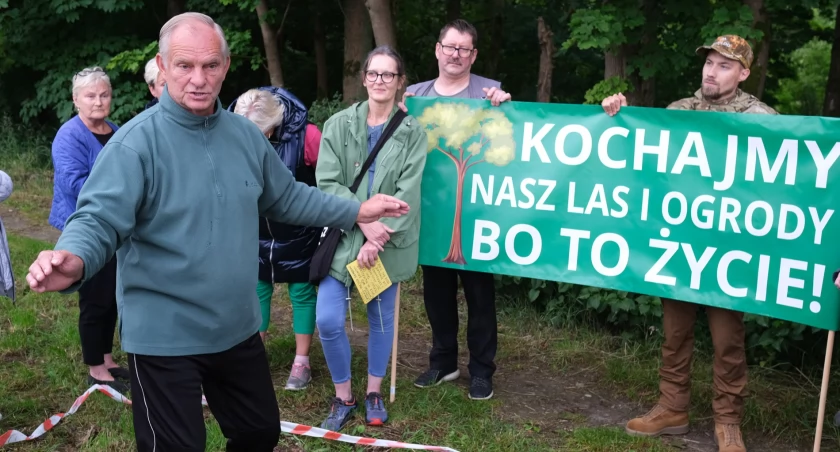 Protest mieszkańców Chojnic przeciwko odlesieniu i likwidacji ogródków działkowych