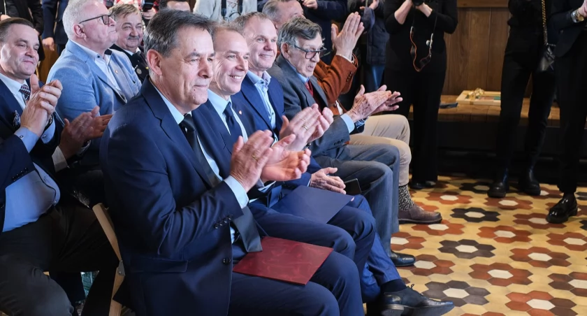 Burmistrz Arseniusz Finster z absolutorium za wykonanie budżetu za rok 2023
