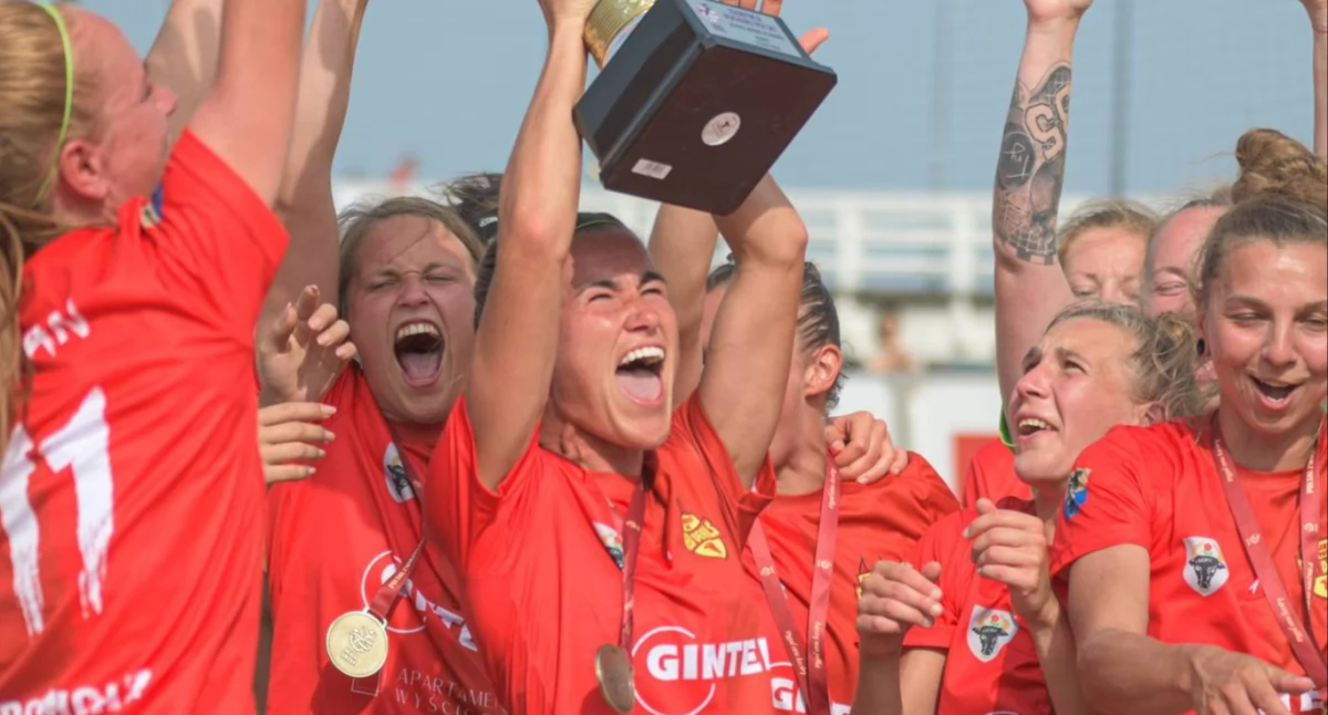 Red Devils Ladies triumfują w drugim meczu grupy A