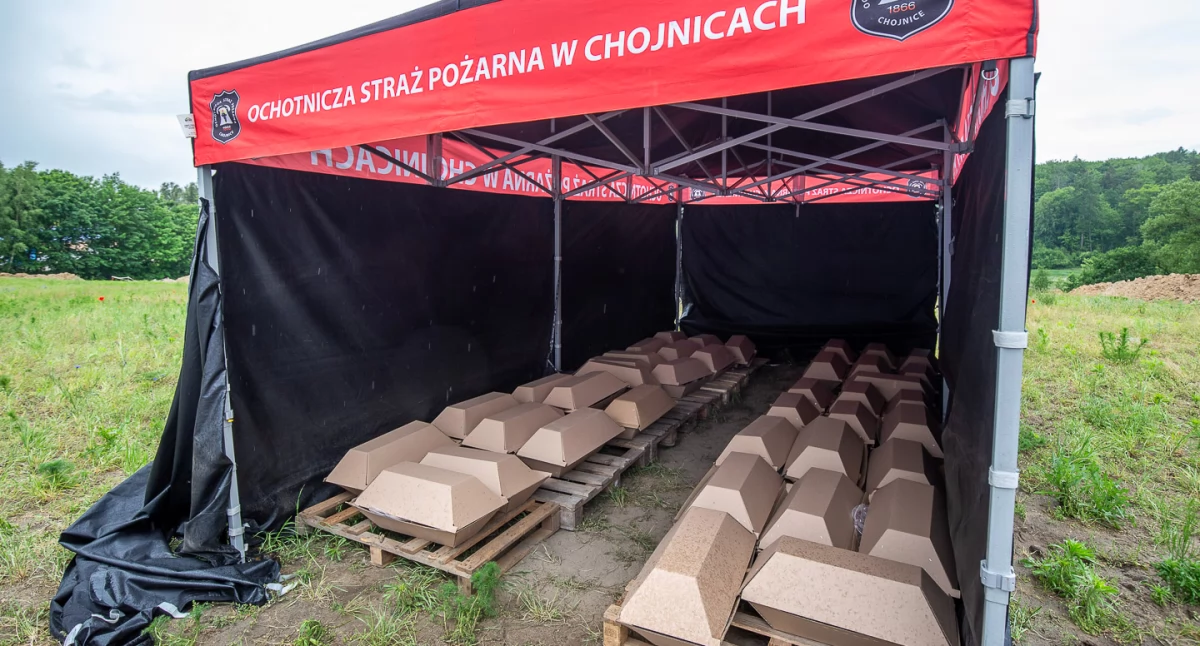 Czyje szczątki zostaną pochowane podczas państwowego pogrzebu w Chojnicach?