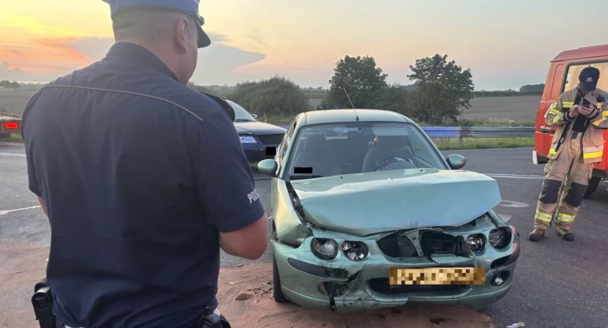 Zderzenie trzech aut na skrzyżowaniu w Konarzynkach. Mandat dla sprawczyni