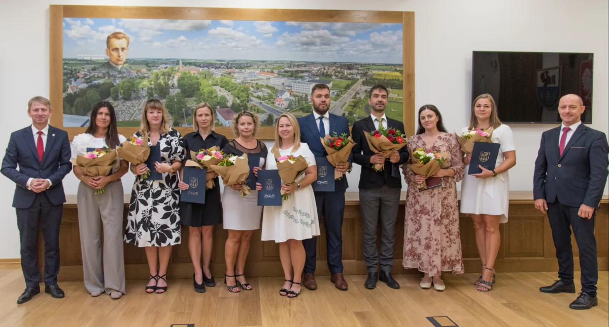 Dziewięcioro nowych nauczycieli mianowanych