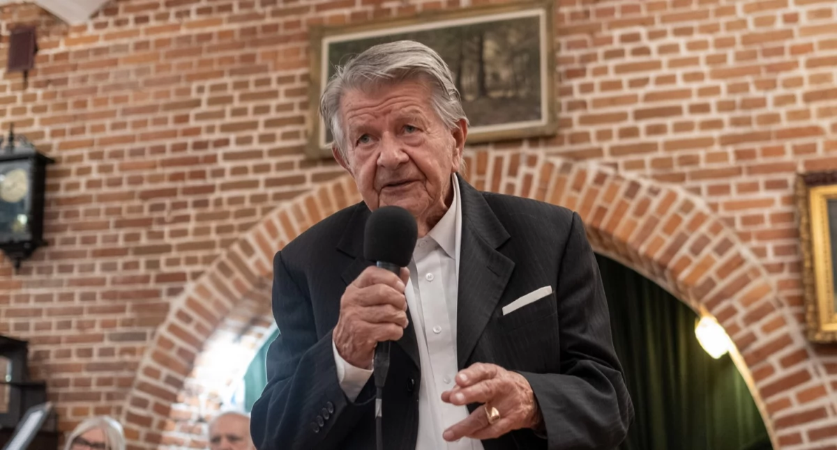 Portret magiczny 3 Janusza Trzebiatowskiego: wernisaż wystawy fotografii Ryszarda Karczmarskiego 