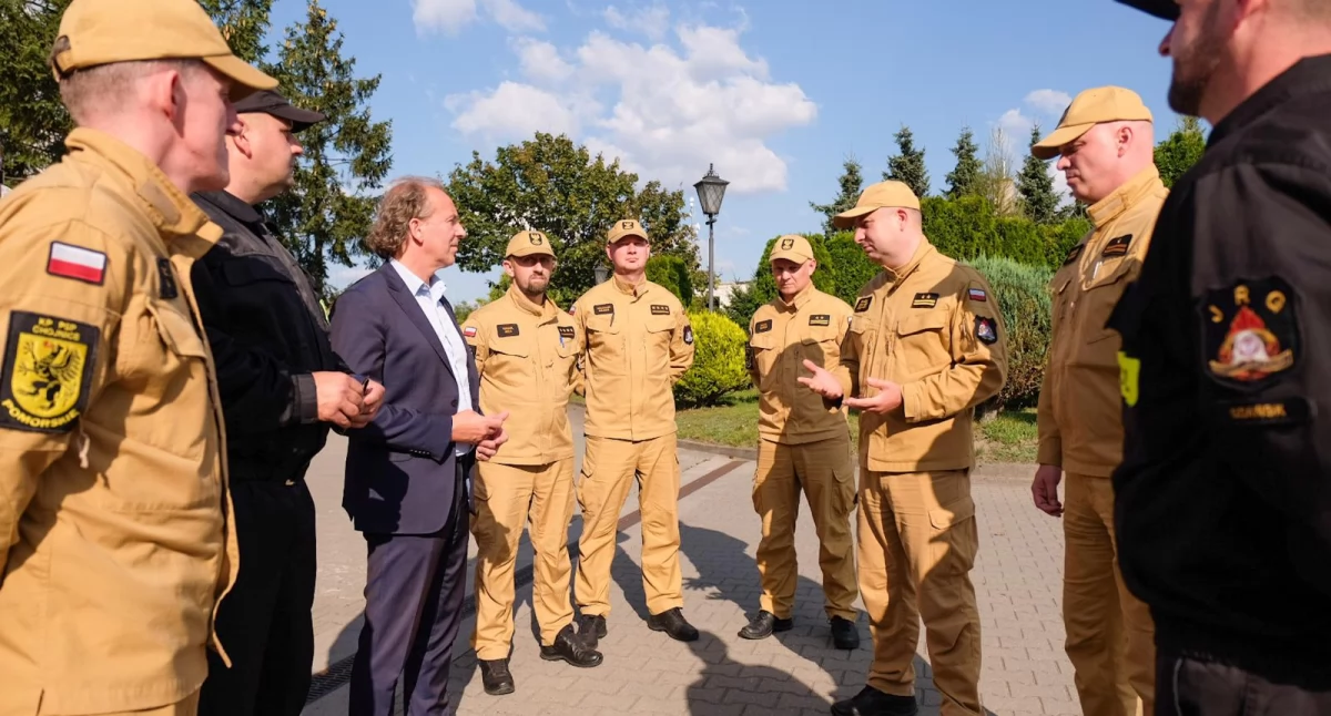Tomasz Laska i Karol Górnowicz: kolejni strażacy ruszają na południe Polski