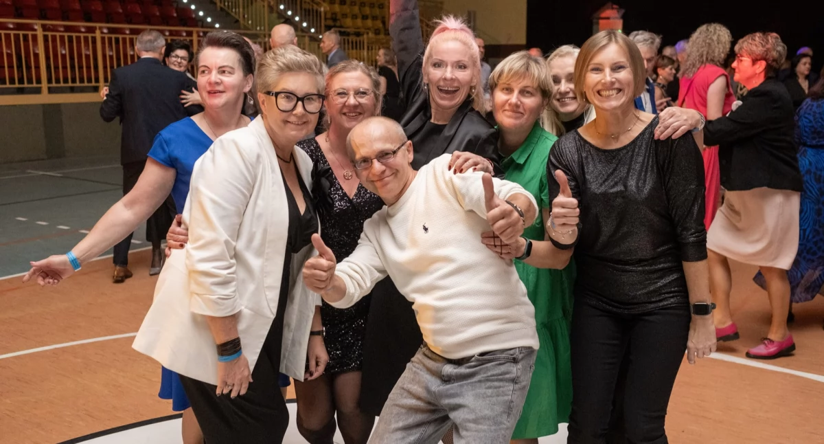 Zjazd Absolwentów Technikum nr 2 w Chojnicach: jubileuszowy bal w pełni