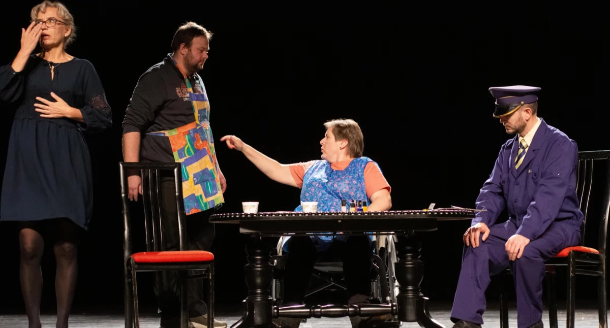 Przegląd teatralny „Zdrzadniô Tespisa” w Chojnicach: Spektakl 