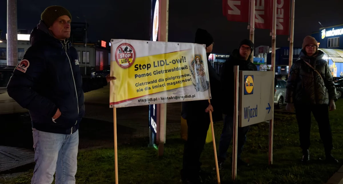 Pikiety STOP LIDL w Chojnicach – sprzeciw wobec inwestycji w Gietrzwałdzie