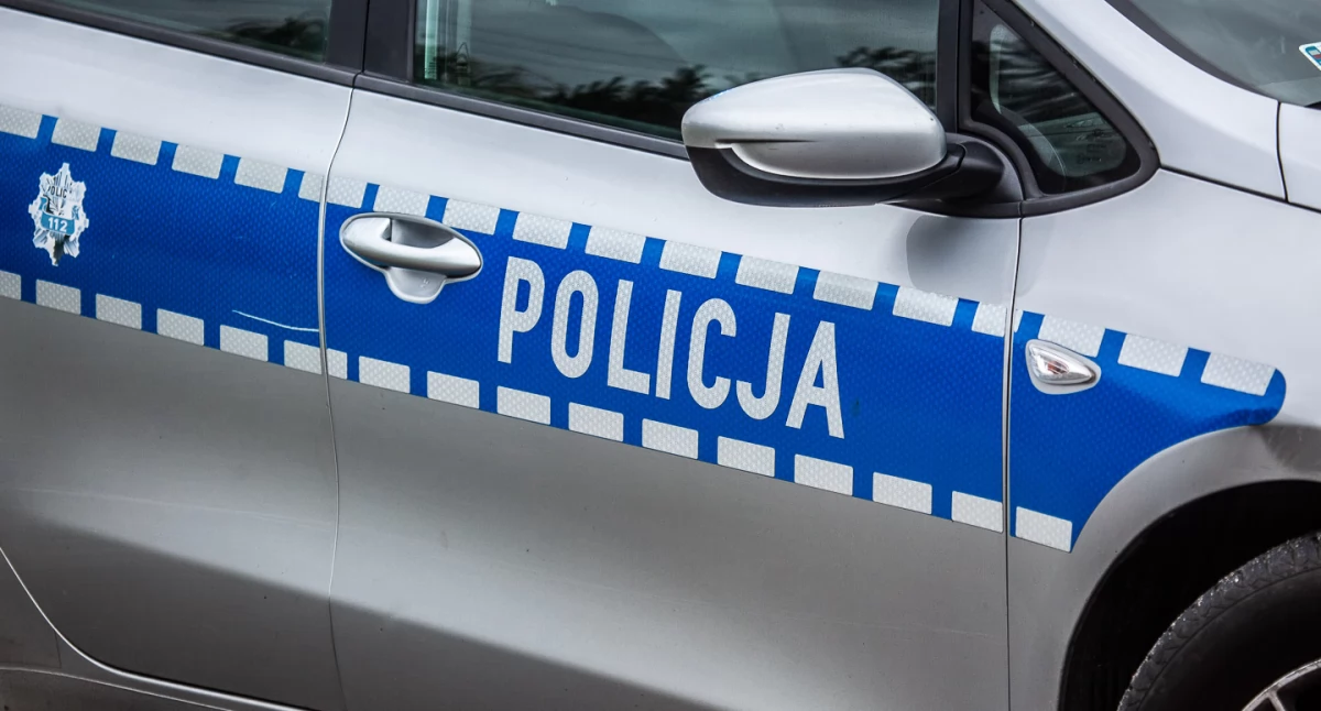 Nastolatek uciekał przed policją, bo był poszukiwany