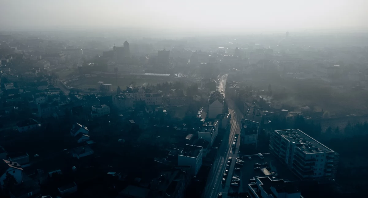 Czy zawieszenie programu Czyste Powietrze wpłynie na tempo wymiany starych pieców w Chojnicach?
