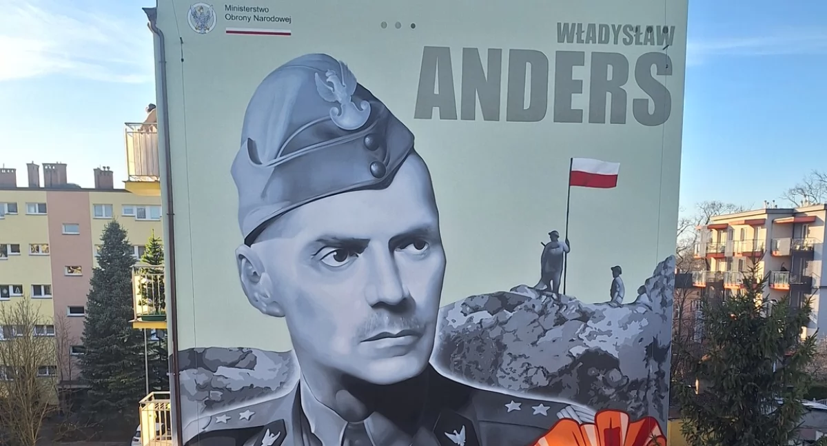 Nowy mural w Czersku: hołd dla generała Andersa