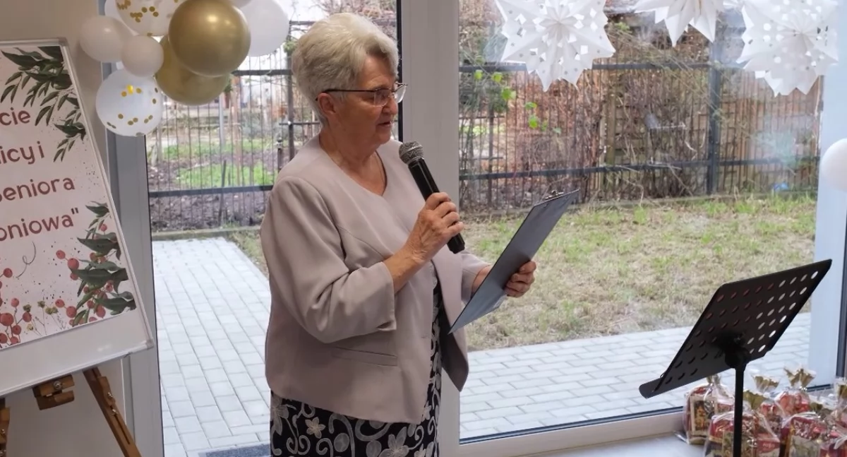 Wiersz na miarę chwili: artystyczny akcent podczas otwarcia świetlicy na Jabłoniowej