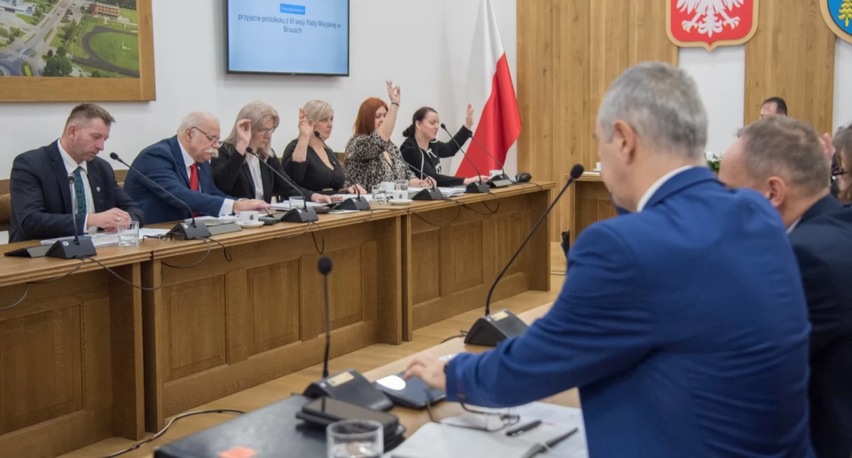 Rekordowe inwestycje w Brusach – budżet gminy na 2025 rok jednogłośnie zatwierdzony