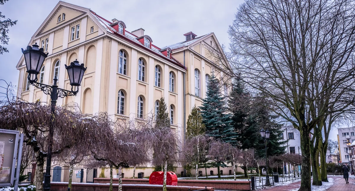 Krótszy rok szkolny dla jednej z chojnickich szkół? Bardzo możliwe