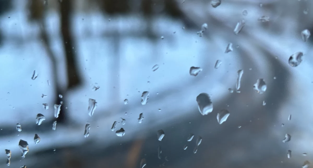 Uwaga za kółkiem. Dziś i jutro marznący deszcz i gołoledź