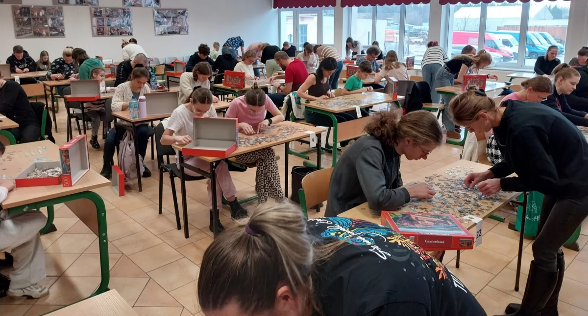 V Chojnickie Mistrzostwa w Układaniu Puzzli. Anna Pałubicka-Piesik i Ewelina Ryś triumfują