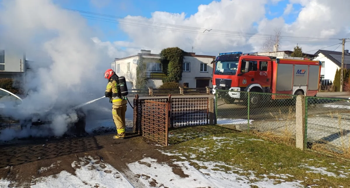 Pożar samochodu osobowego w Silnie 
