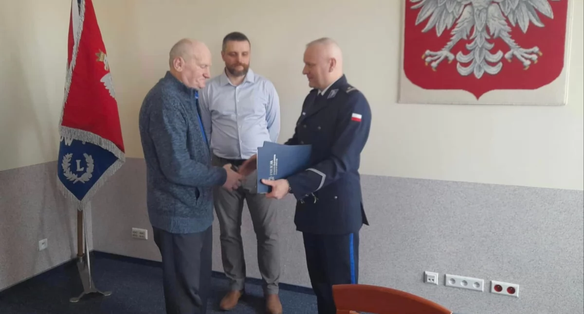 Człuchowska policja pożegnała dwóch zasłużonych pracowników