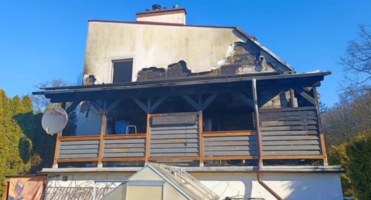 Tragedia w Chojnicach – rodzina straciła dom w pożarze. Rusza zbiórka na odbudowę