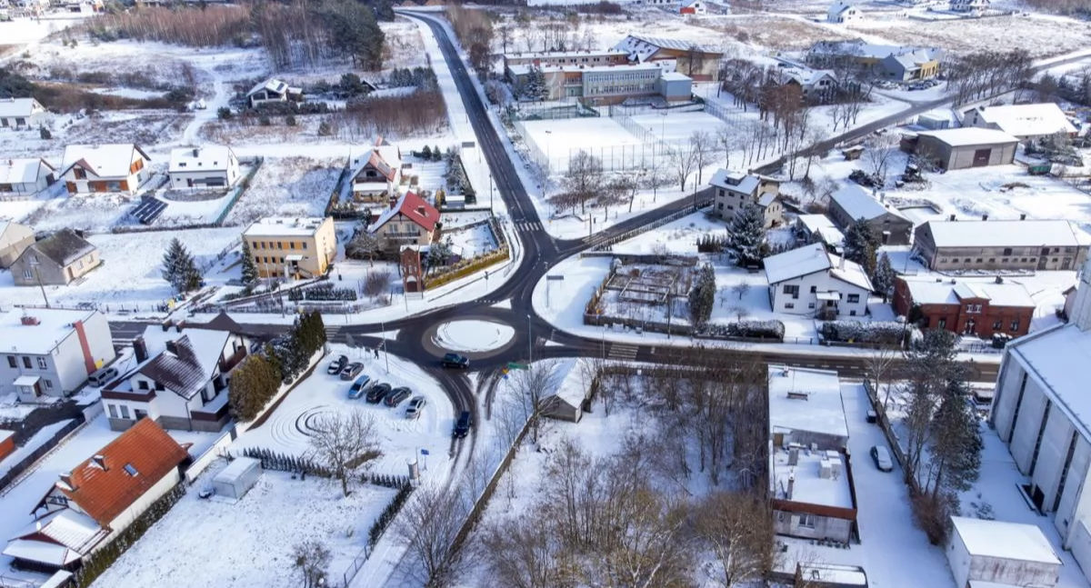 Śnieg to dzisiaj już atrakcja: podsumowanie zimowego utrzymania dróg w Gminie Chojnice