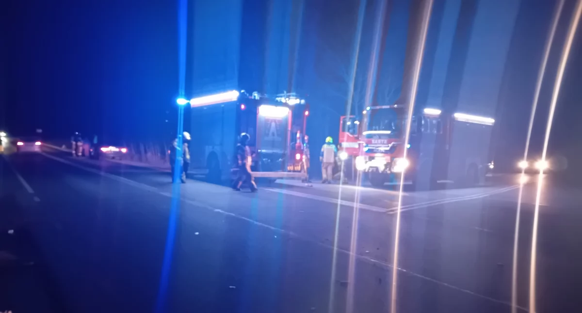 Kolizja z... sofą na drodze. Policja wyjaśnia okoliczności