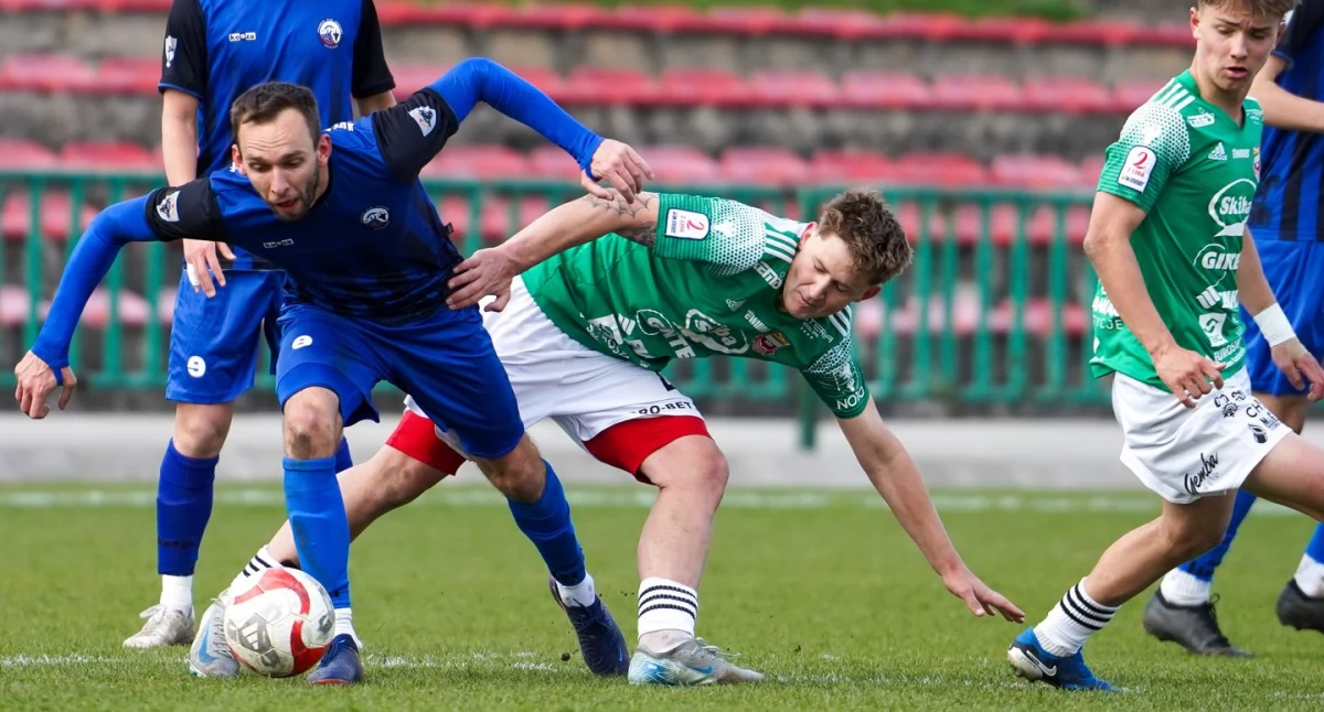 Kolejarz lepszy w derbach Chojnic. Zwycięstwo 2:1 w IV lidze