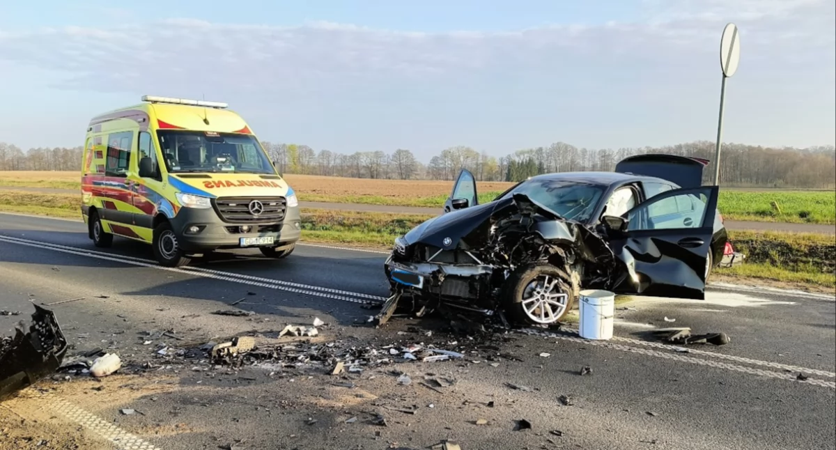 Nowe szczegóły wypadku pod Tucholą. Strażacy z Bysławia opisują przebieg akcji ratunkowej