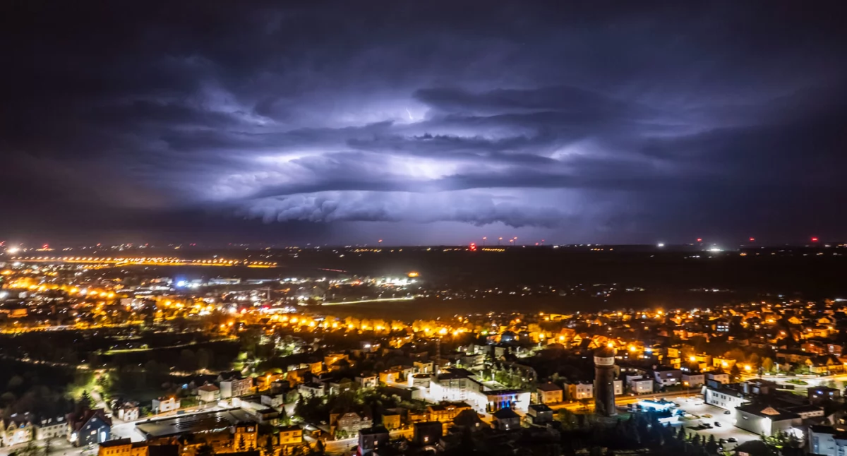 Burza dotarła do Chojnic. Sprawdziły się prognozy synoptyków 