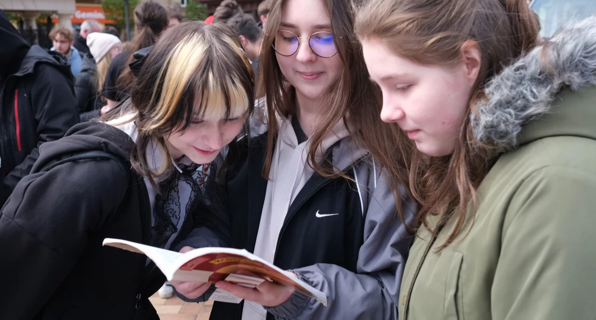 Chojnicki rekord w jednoczesnym czytaniu – dziś wielka akcja na Starym Rynku!