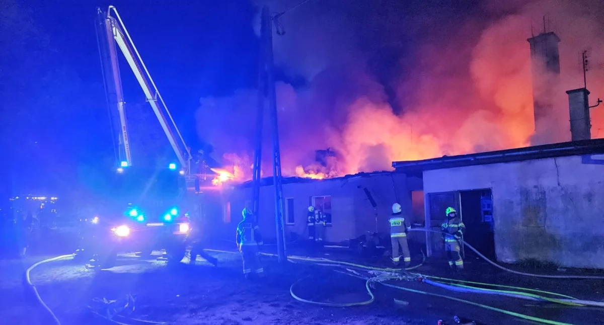 Pożar w Człuchowie – znamy więcej szczegółów. Ewakuowano mieszkańców