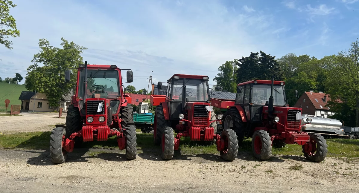 Sprzęt rolniczy na sprzedaż – przetarg w Zakładzie Doświadczalnym w Czartołomiu