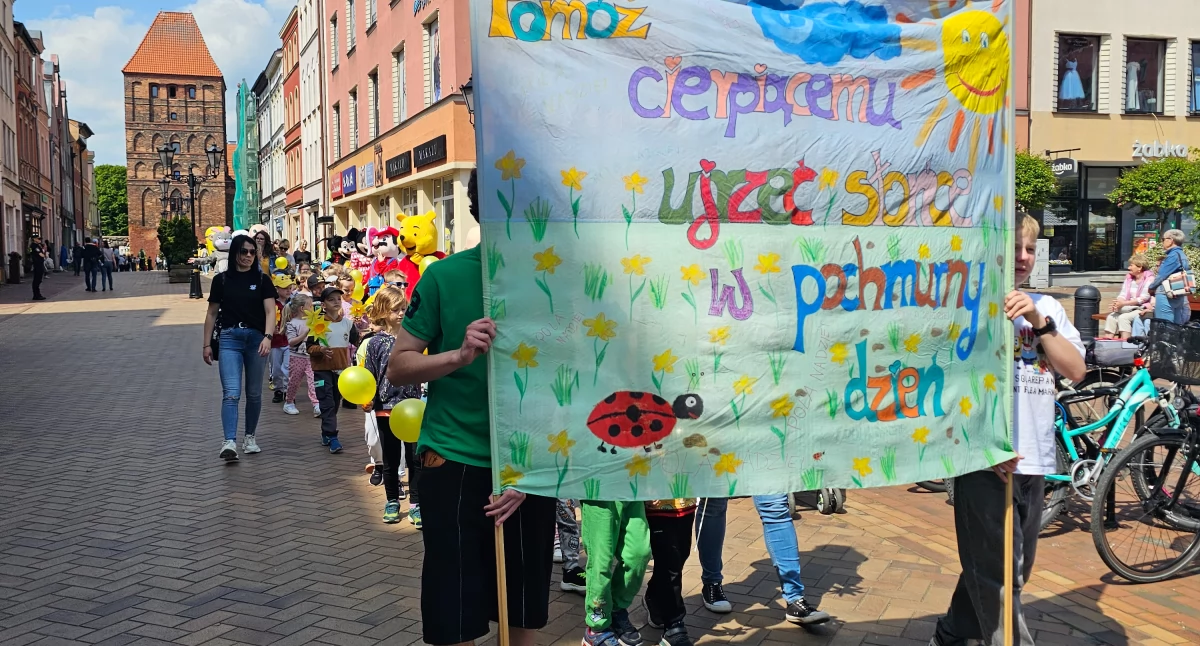 Nadzieja połączyła pokolenia – XIX Pola Nadziei Fundacji Palium w Chojnicach