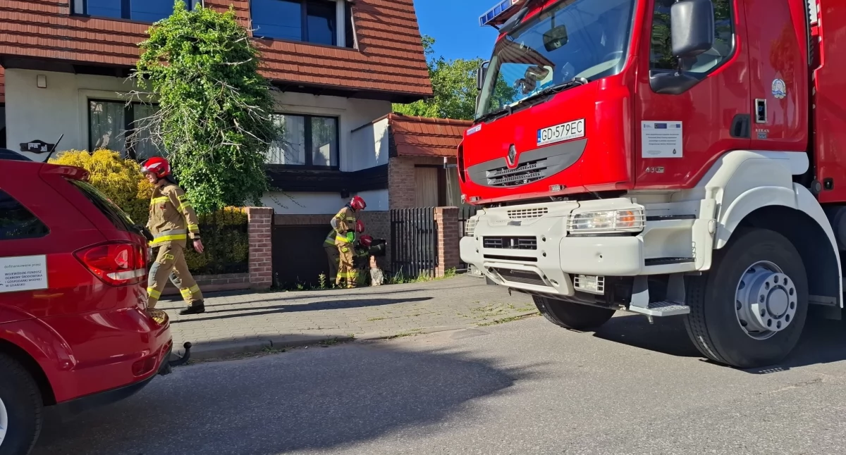 Interwencja straży pożarnej na ul. Mestwina