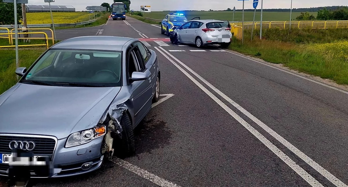 Kolizja w Konarzynkach – policja szuka sprawcy i świadków