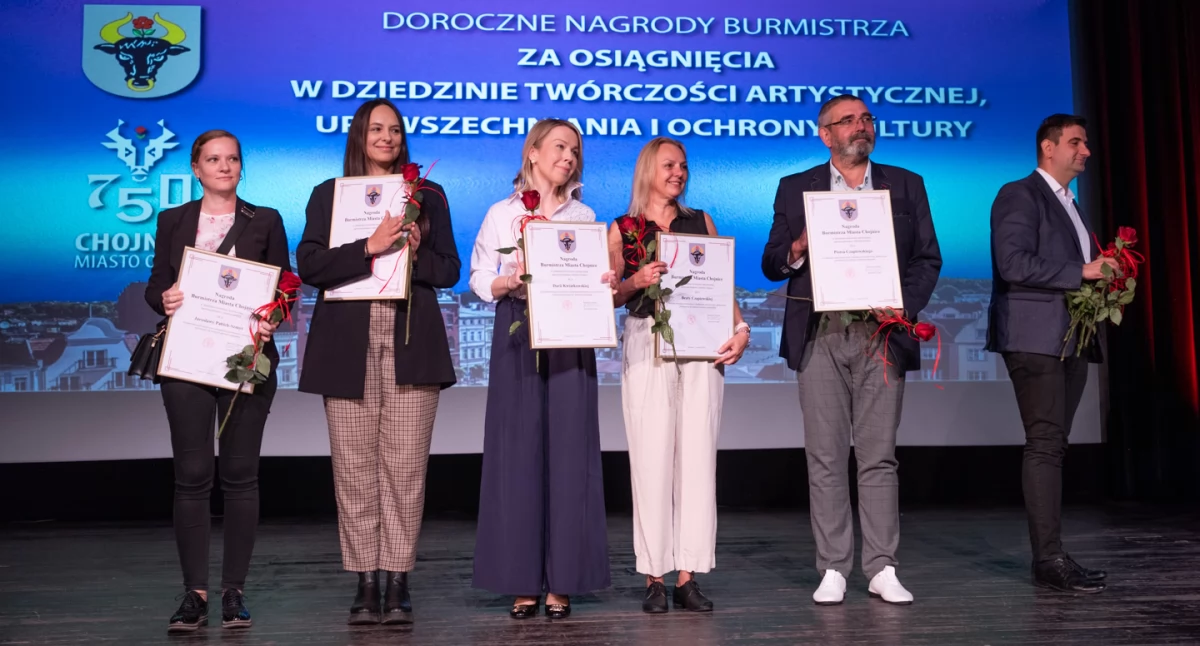 Nagrody i stypendia Burmistrza Chojnic rozdane – doceniono twórców i sportowców