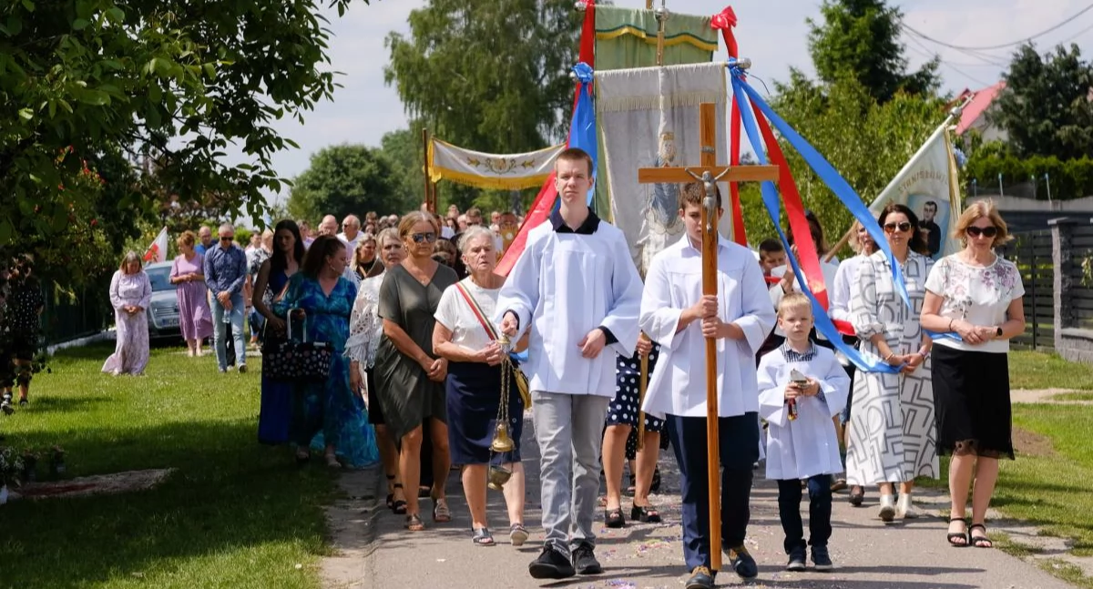 Procesje Bożego Ciała w Chojnicach i okolicach – sprawdź trasy i godziny