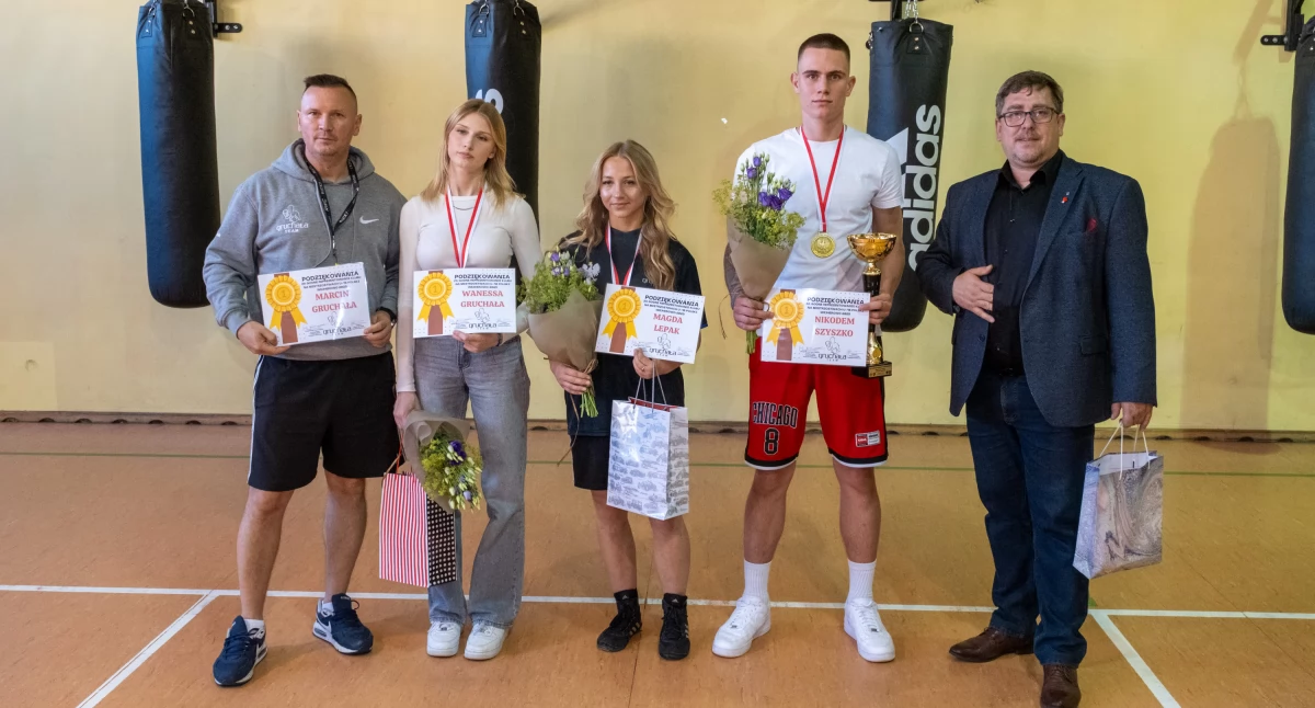 Złoty medal dla Boxing Team. Triumf i emocje bokserów z Chojnic