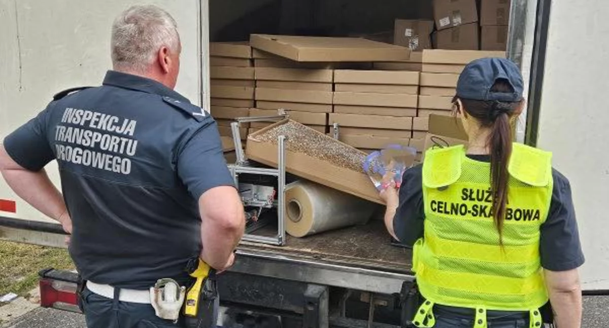 Przeładowany bus, kontrabanda i alkohol – zatrzymanie na trasie do Człuchowa