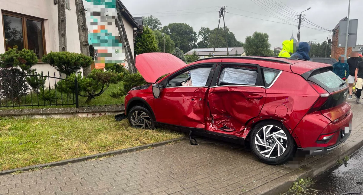 Wpadek na berlince. Jedna osoba trafiła do szpitala